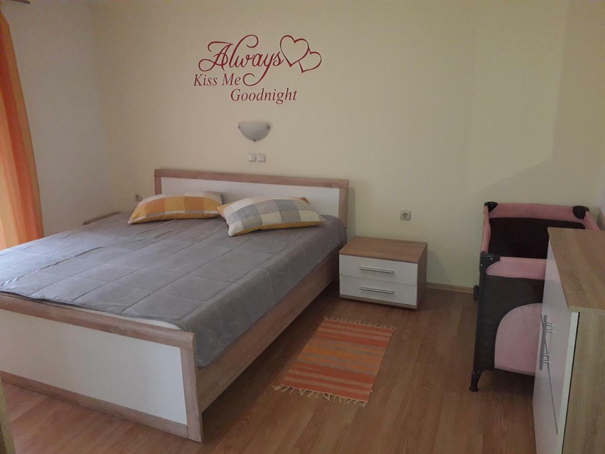 Apartments Rajka Lopar Ngoại thất bức ảnh